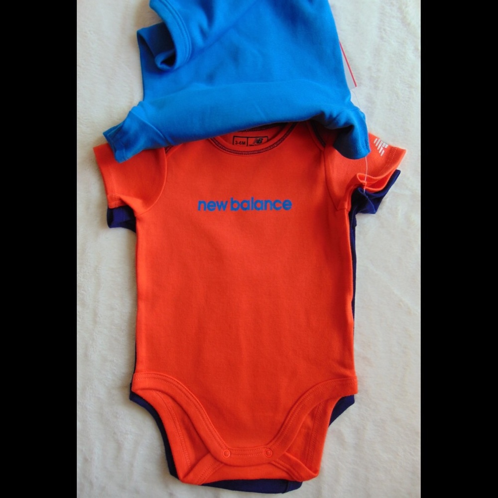 New Balance Pack of 3 Body Suit New with Tags - Picture 2 of 5